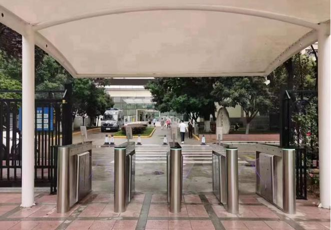 道闸系统设备：设计、安装与维护指南